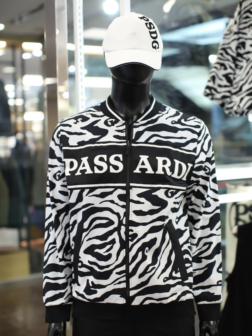 男款 401M 韓國Passardi Golf /時尚斑馬紋印花造型防風拉鍊外套/高爾夫球衣