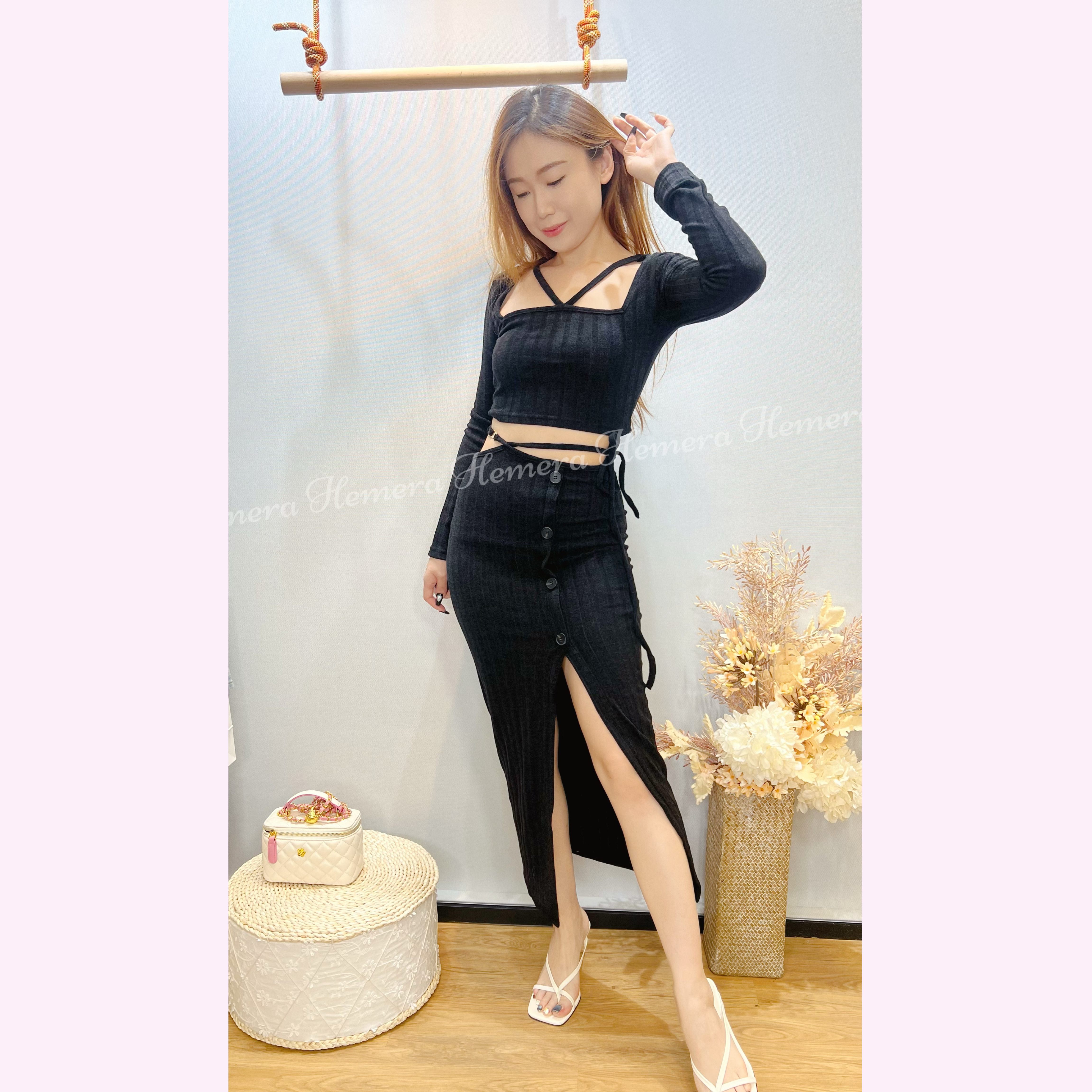 ST23W1003 性感短版上身連開叉長裙套裝