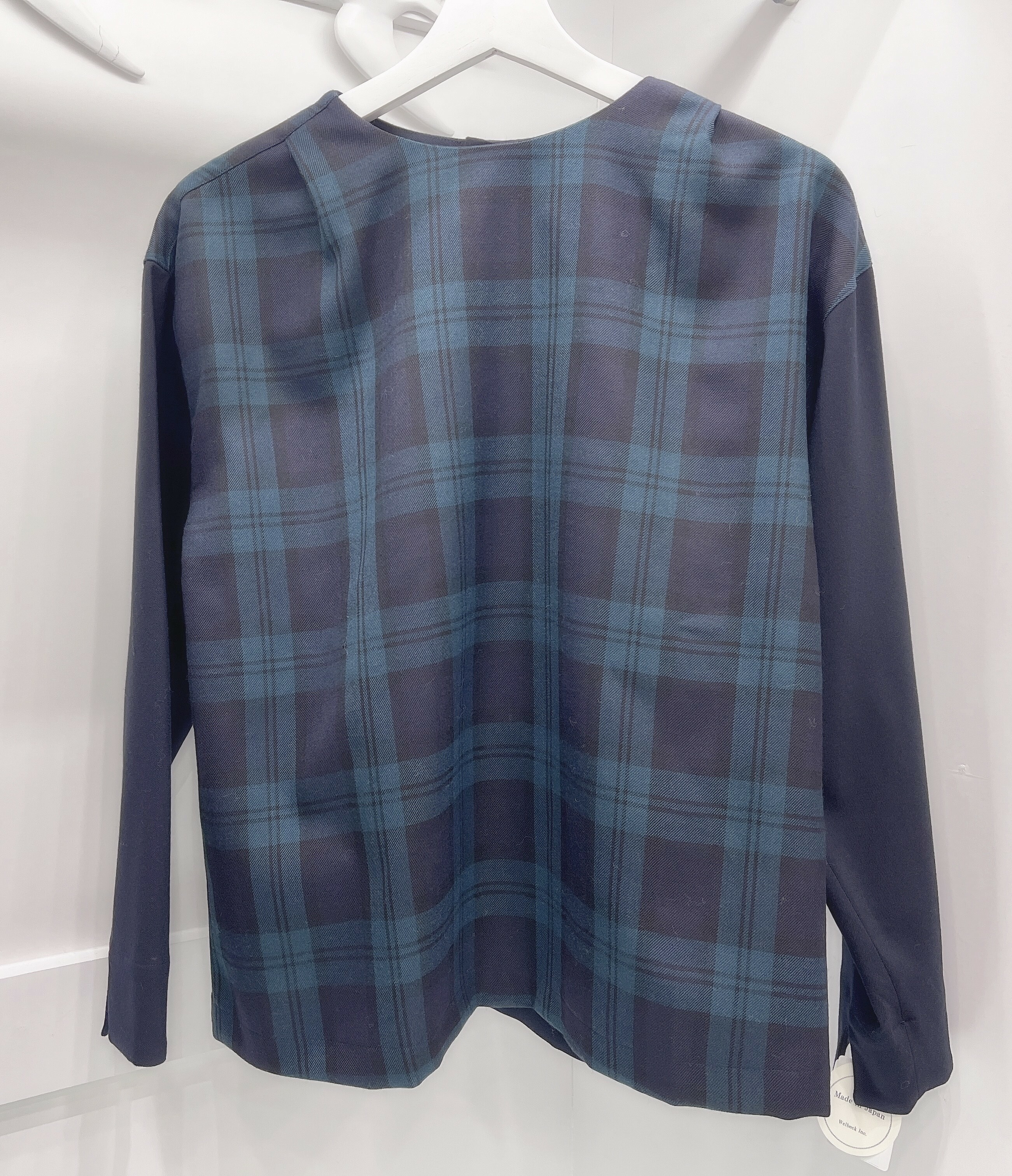 格紋設計款上衣