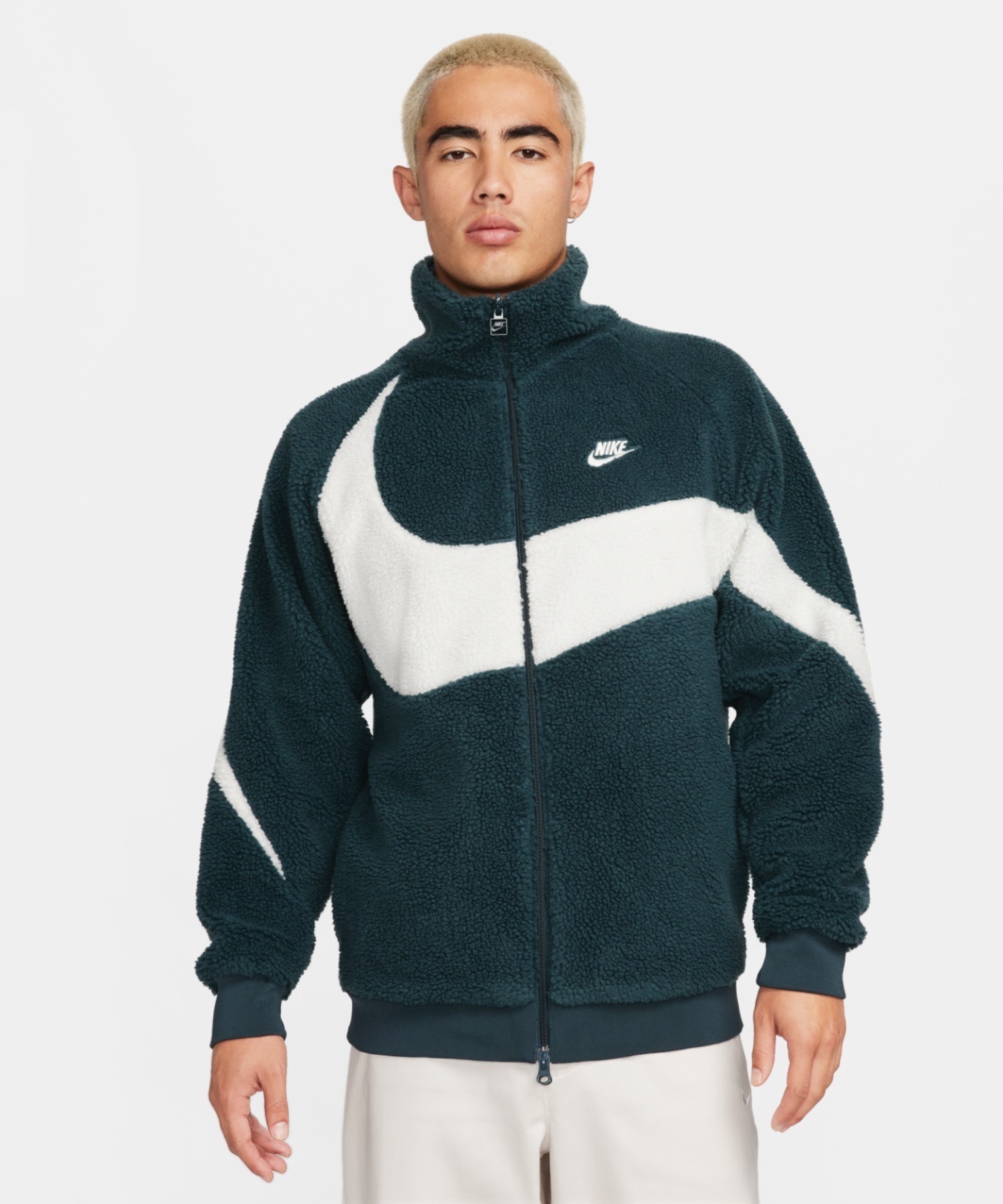 Nike sherpa 2025 big swoosh