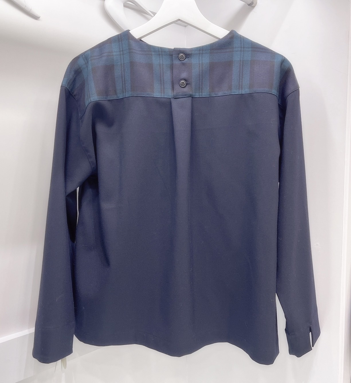 格紋設計款上衣