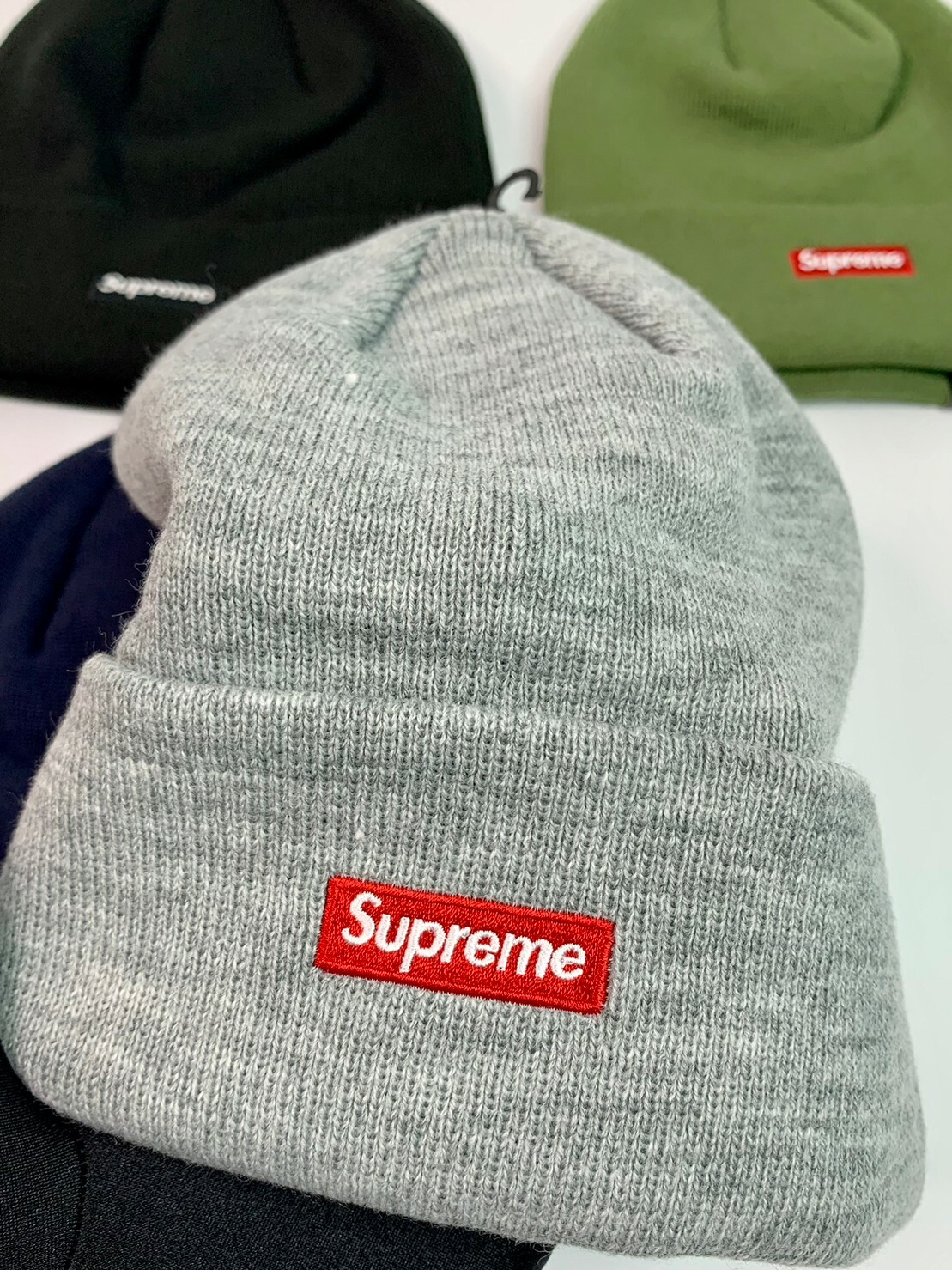 SUPREME NEW ERA S LOGO BEANIE 毛帽