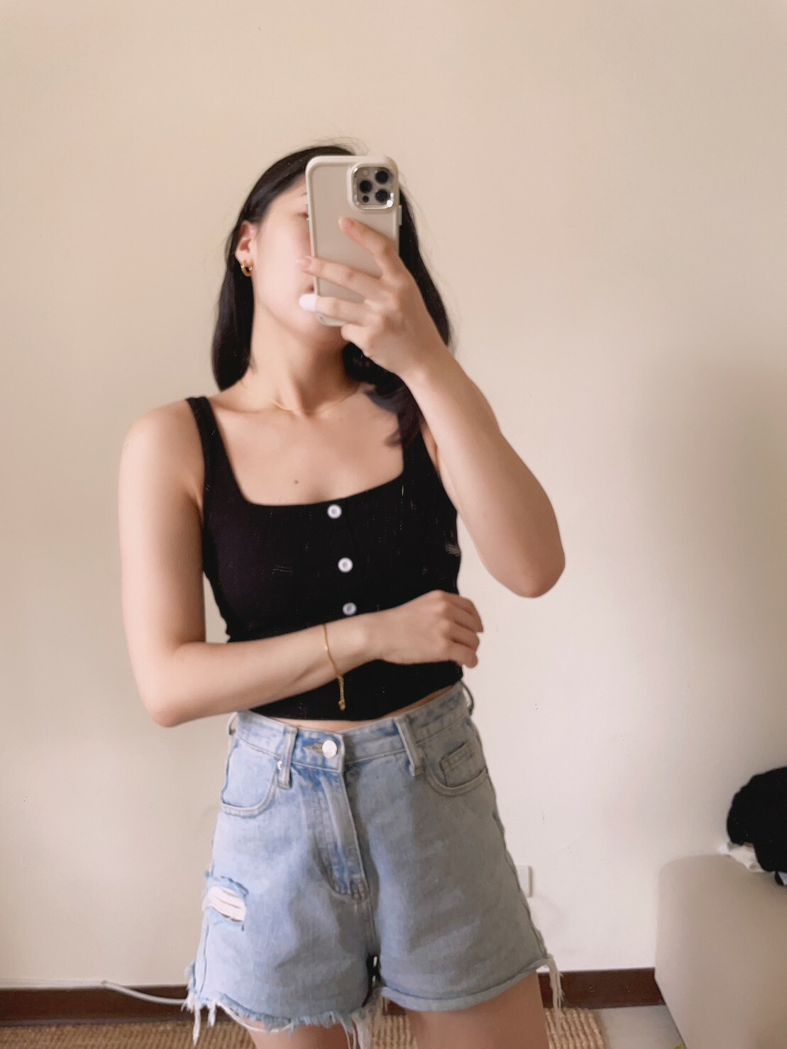 白色排釦方領胸墊背心 （bratop）（現貨）