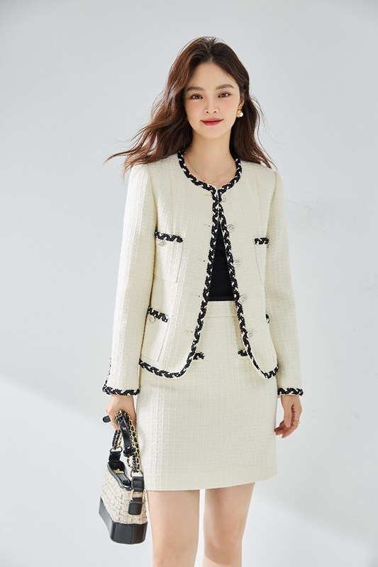 滾花粗毛呢短裙 白色