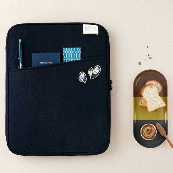 《3082》簡約實用素色平板電腦包