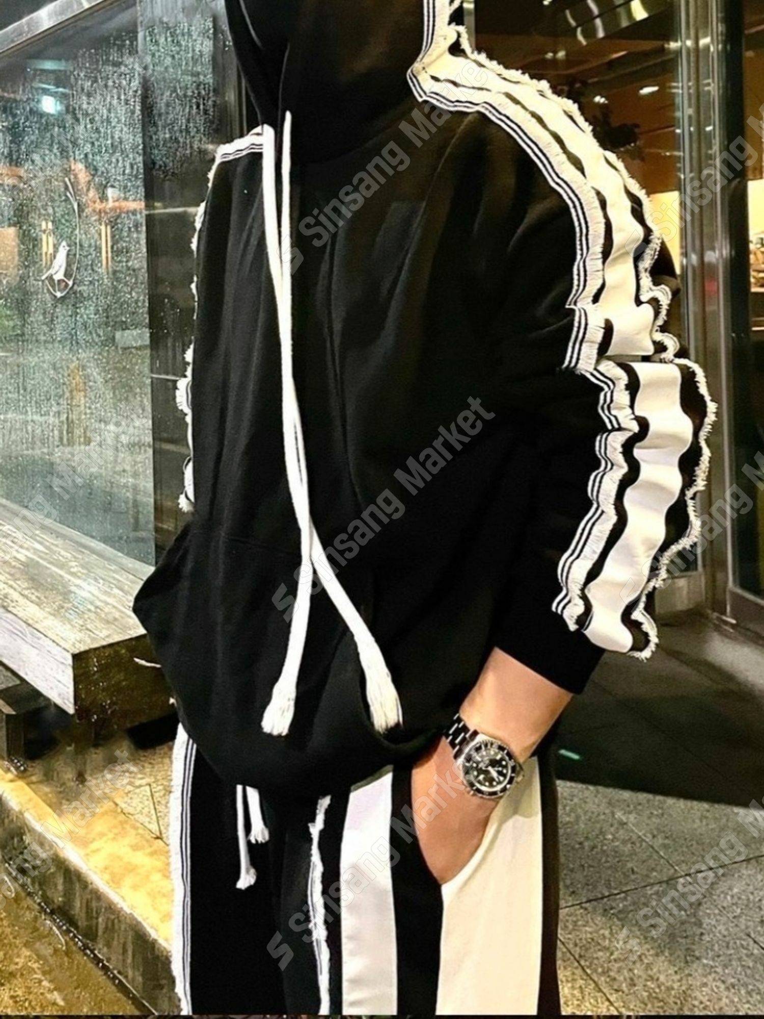 流蘇線條寬鬆版連帽T恤