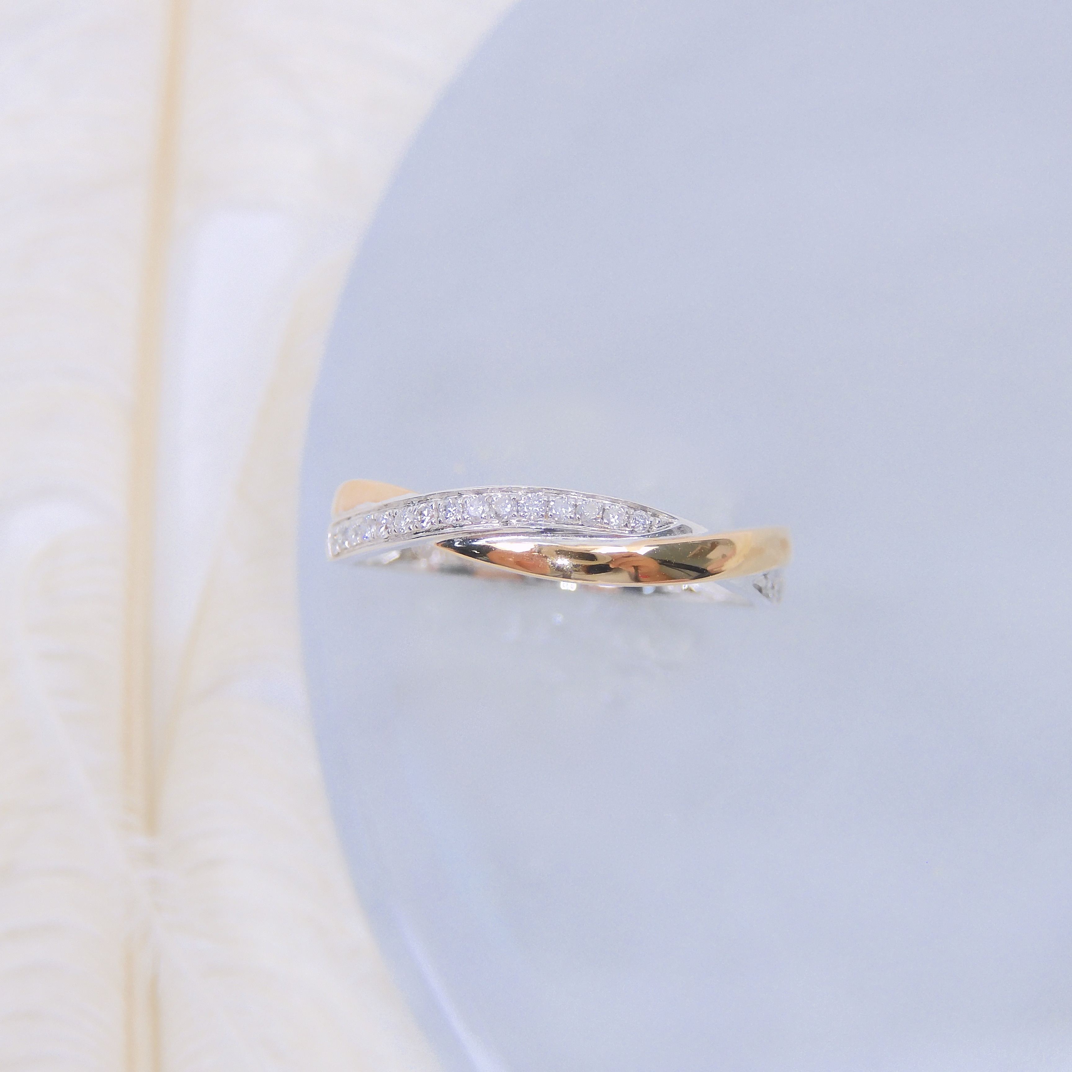 18K Gold 0.066ct Diamond Ring