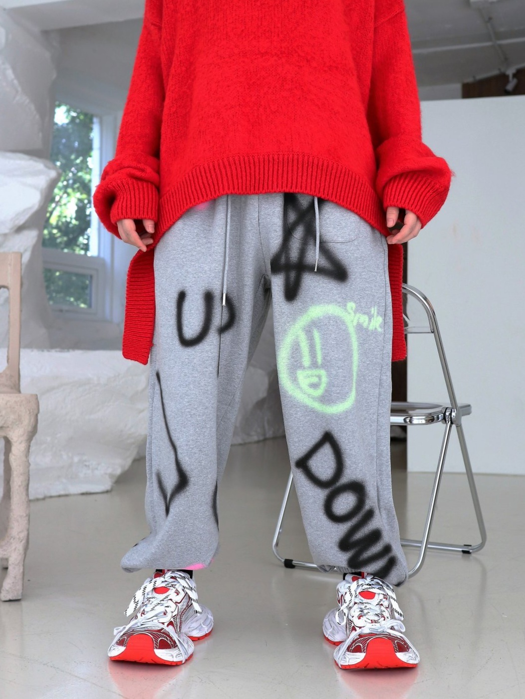 塗鴉彩繪口袋慢跑褲