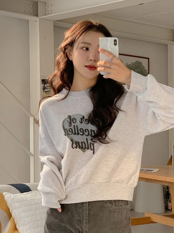 推！Lover's Crop Sweater