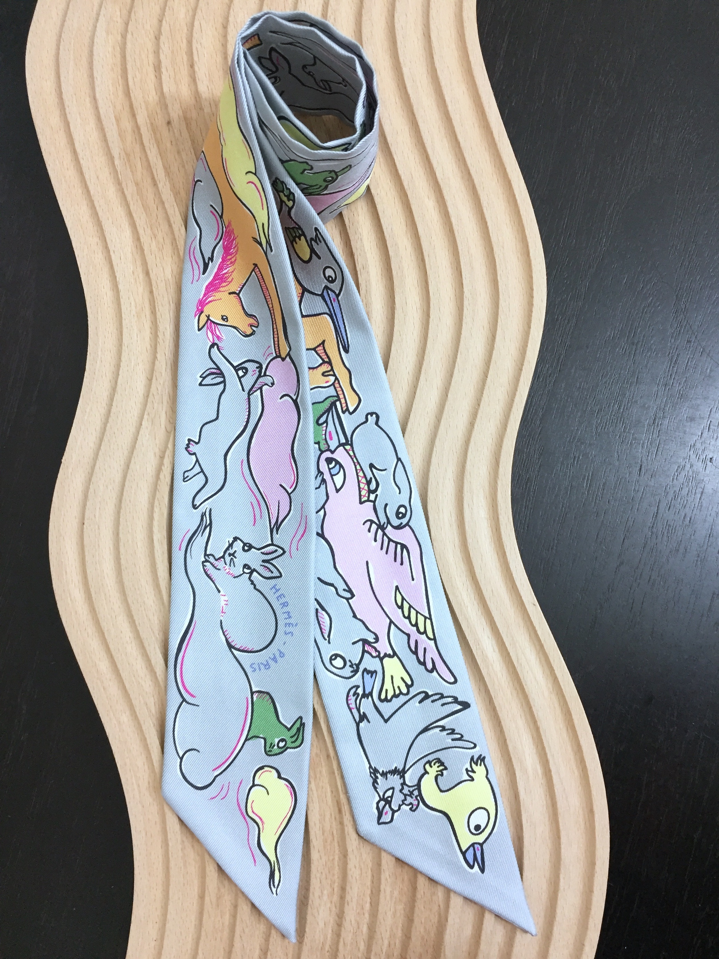 Hermes Twilly 絲巾