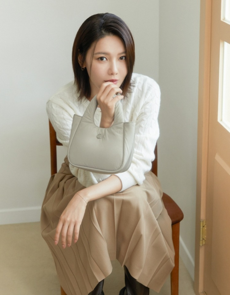 <韓國代購> DEPOUND MONO PADDED BAG