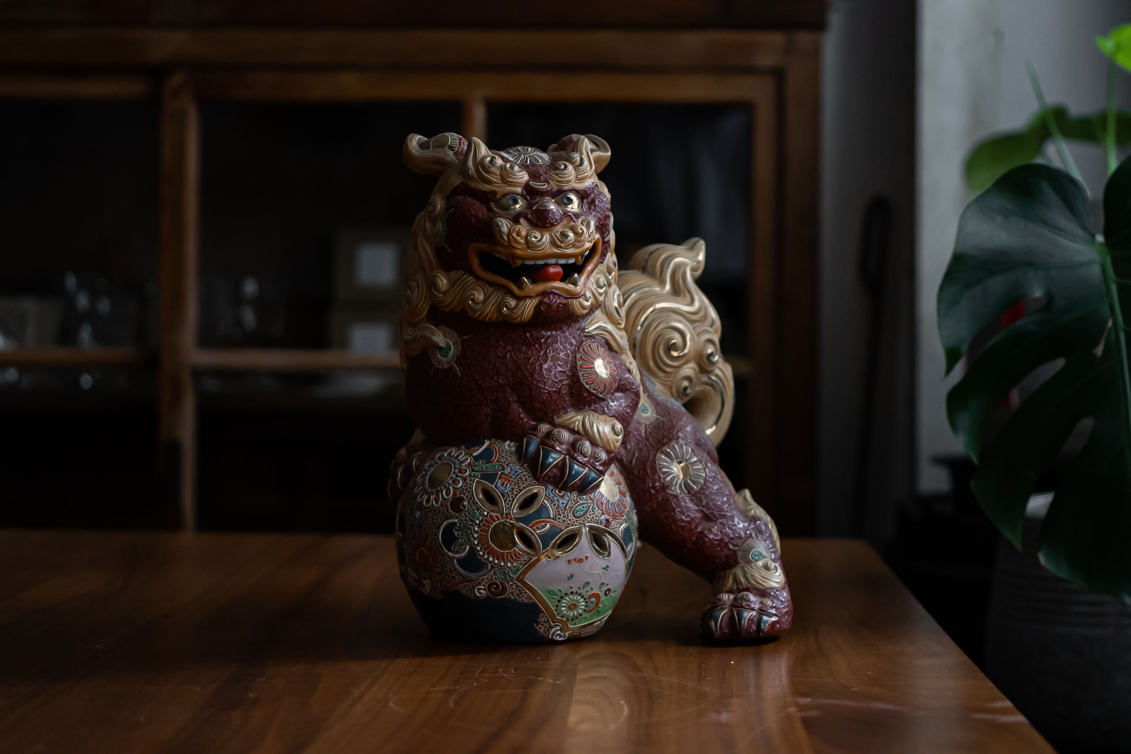 九谷焼 玉乗り獅子 双仙銘 開運 縁起置物 高さ約36cm 良好品