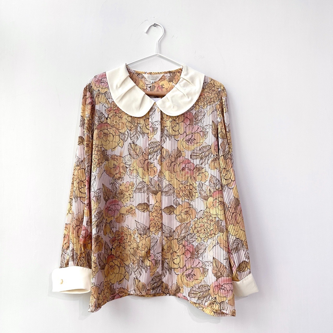 日本製暗直紋手繪大花上衣