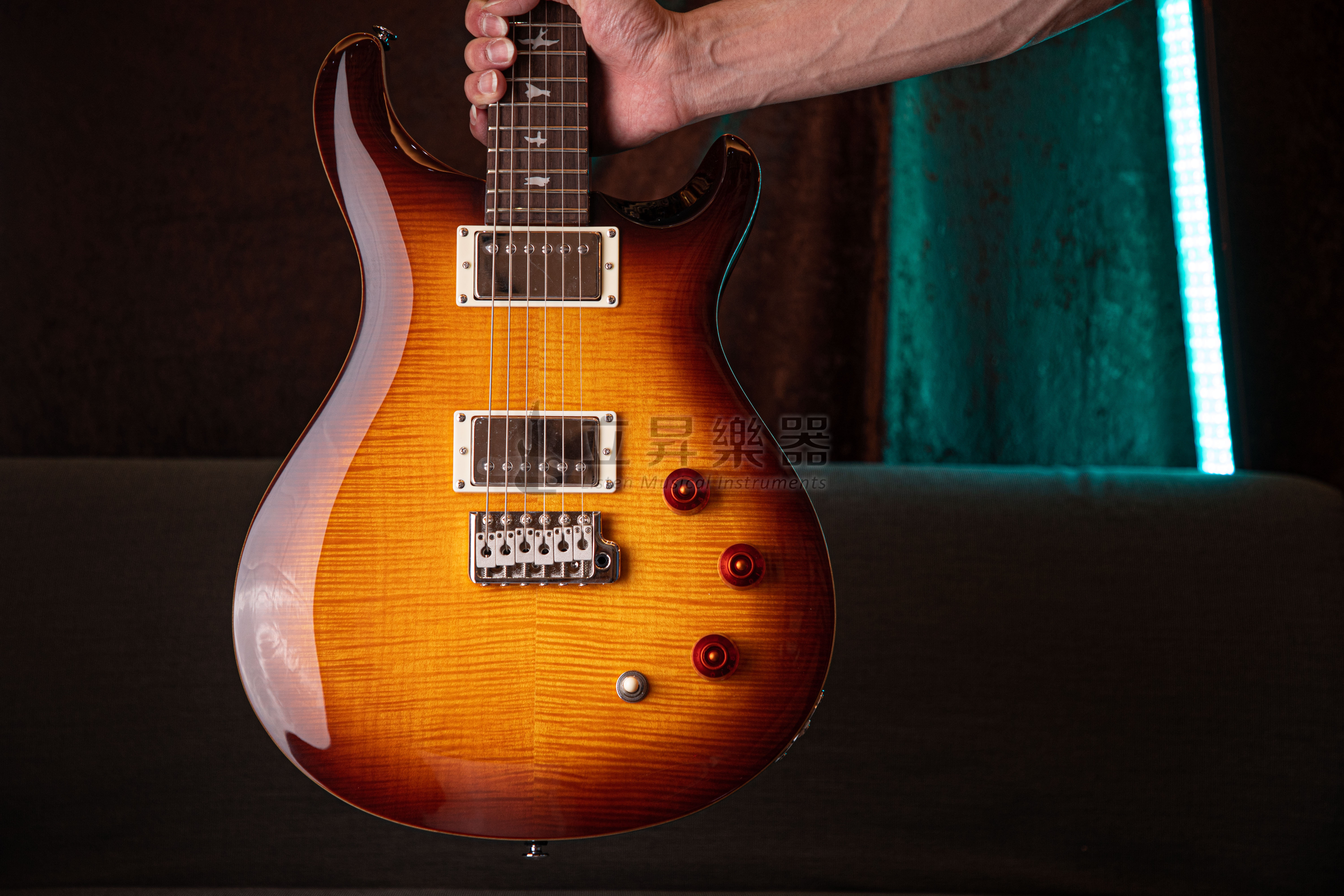 PRS PRS SE DGT McCarty Tobacco Sunburst 煙燻漸層色 MTS 可切單 小搖座 虎紋楓木 附原廠琴袋 第 6 張圖片｜三峽配件 / 週邊