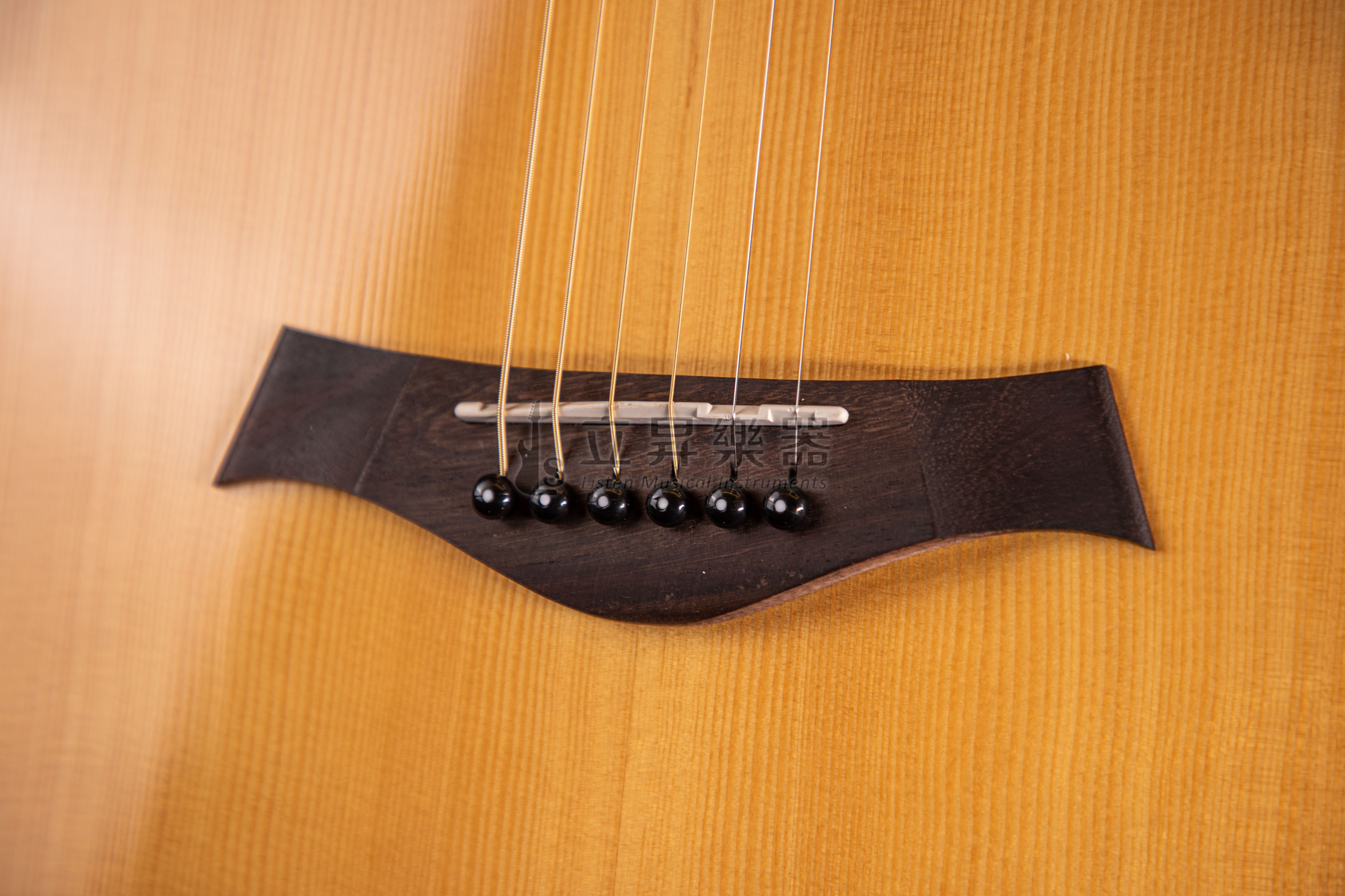 METRIC METRIC MTC-41GAGS 亮面 雲杉木面單板 桃花心木側背板 GA桶缺角 木吉他 附琴袋、配件 第 6 張圖片｜三峽吉他 / Bass