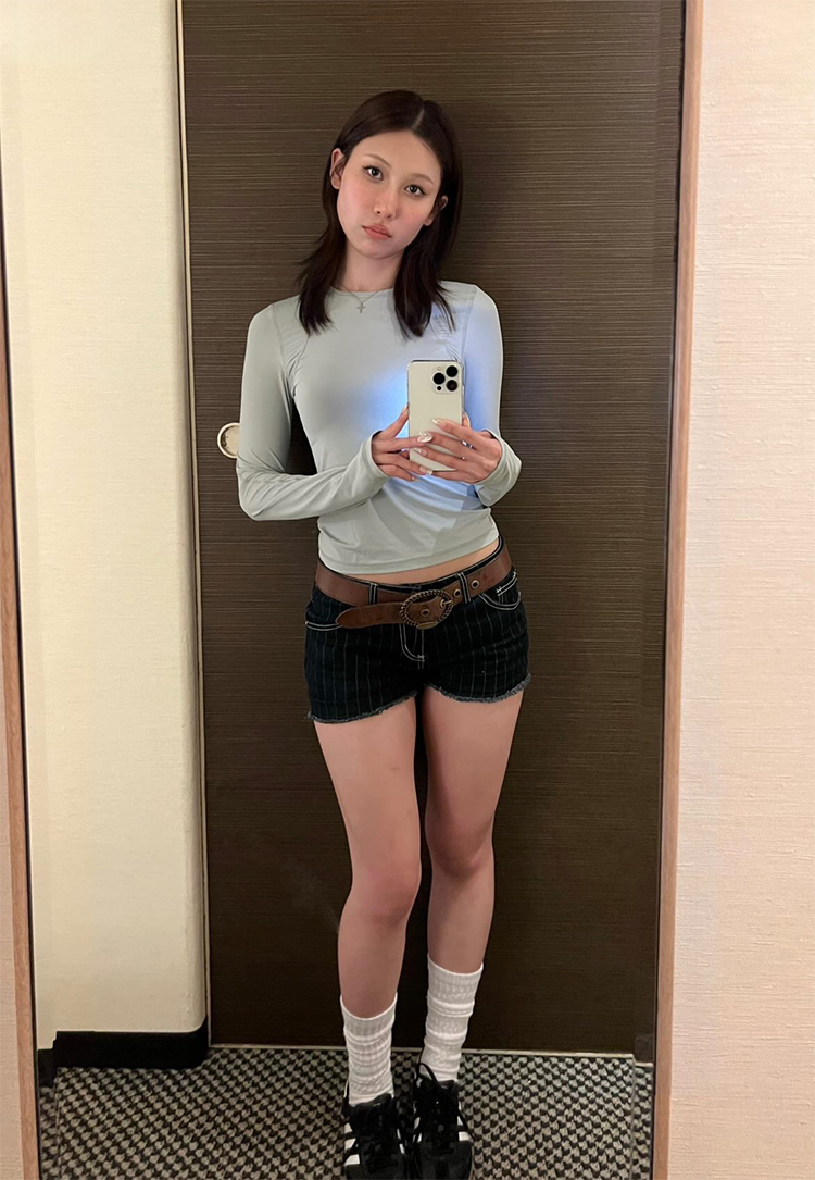 圓領拼接修身T恤(in stock)