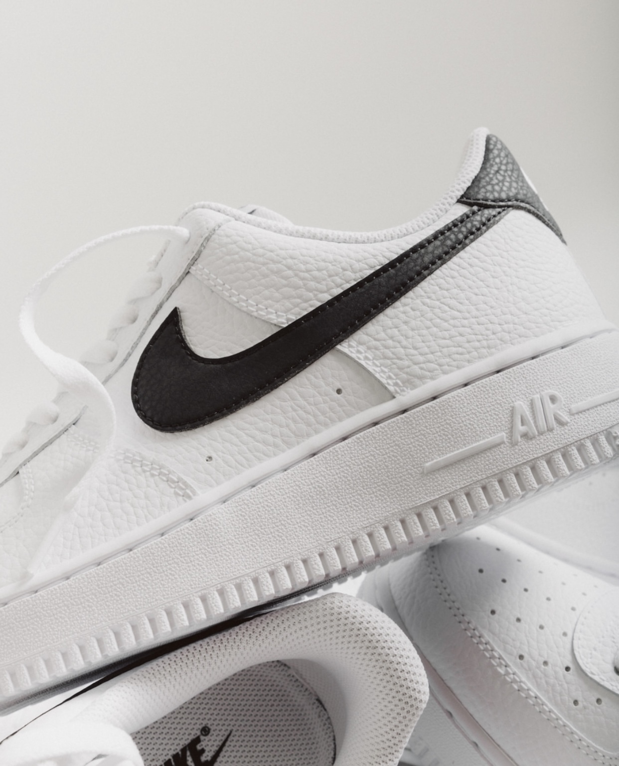 【預訂】 NIKE AIR FORCE 1 '07  荔枝紋白黑-MEN