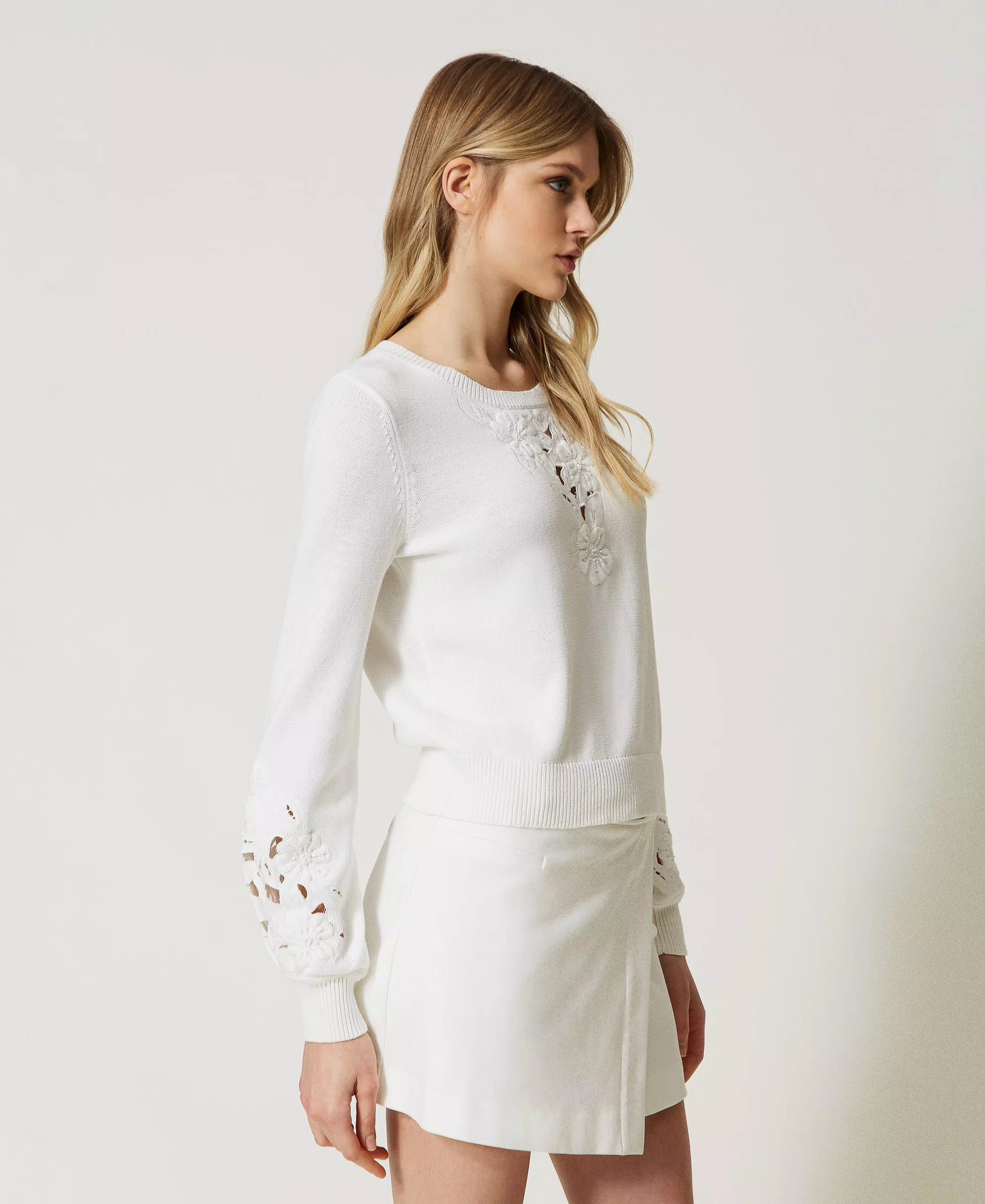 TWIN-SET   繡花縷空長袖上衣