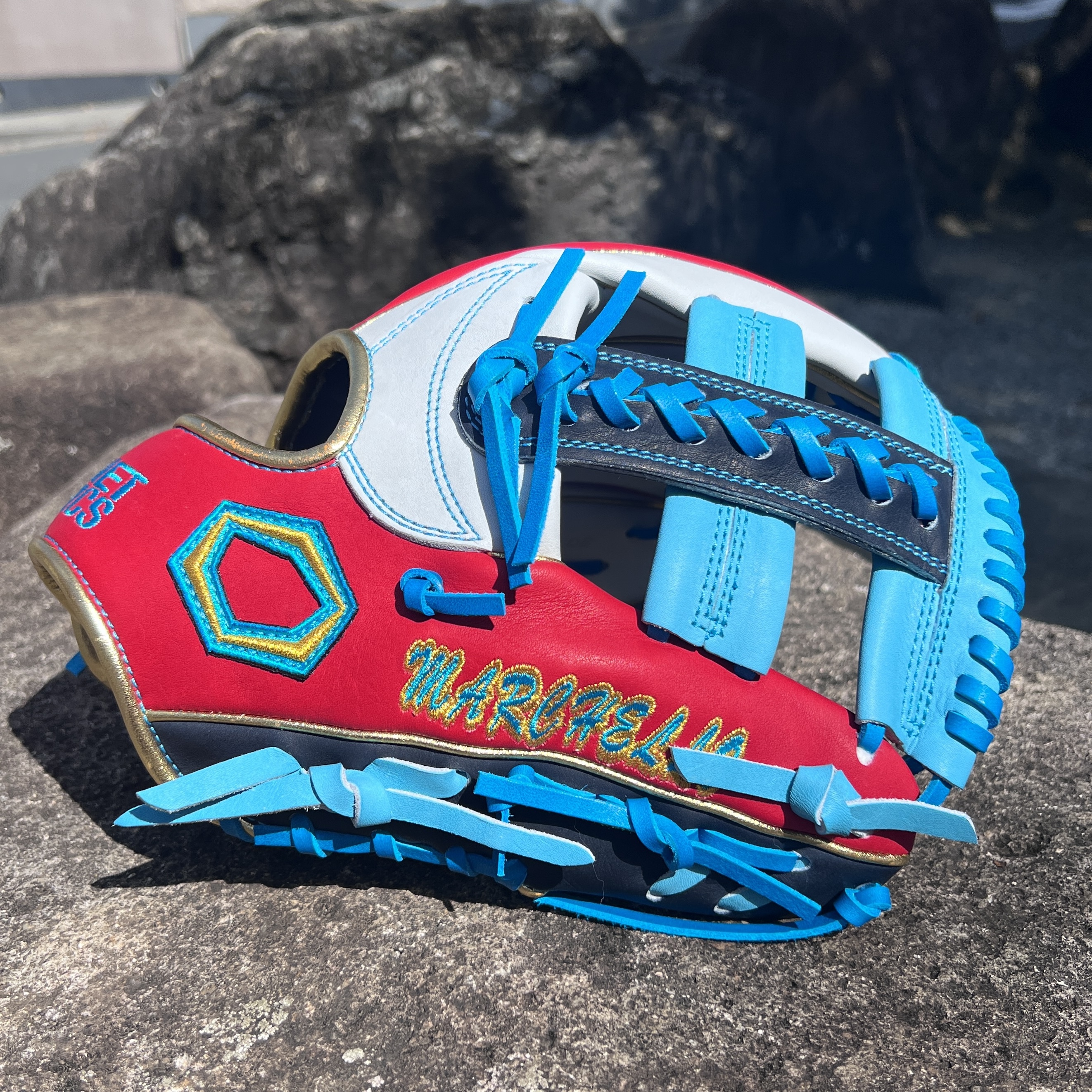 【照片分享】 Metrics  軟硬兼用 SELECT STEER HIDE 內野 訂做手套 瘋牛限定刀板 11.8吋