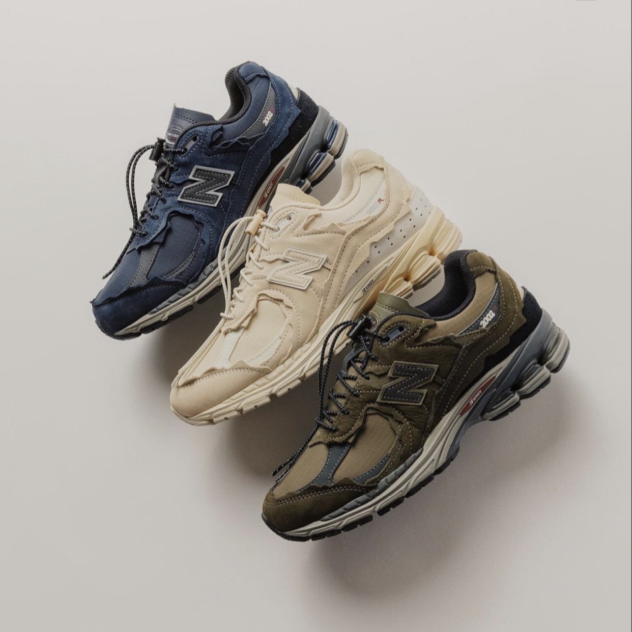 【現貨】New Balance NB 2002R 工裝 麂皮 拼接 破碎 鞋扣 深墨綠 M2002RDN