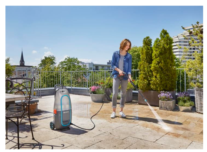 "GARDENA" 德國充電式高壓清洗機