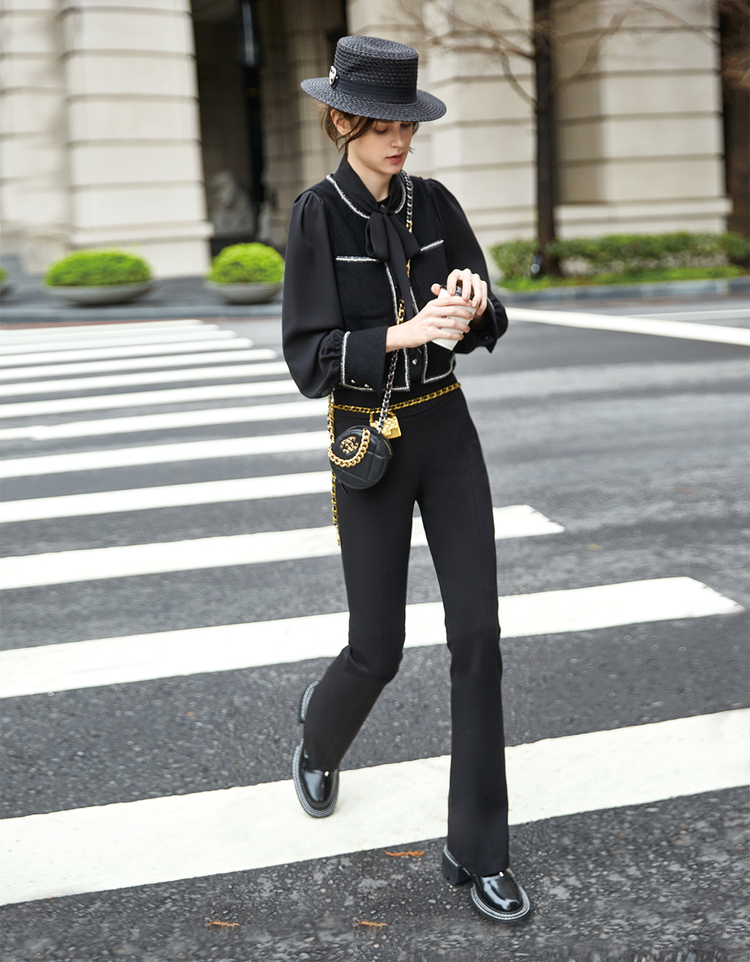 BC15013A1 駱駝商隊小香風馬甲假兩件襯衫 (附領巾)