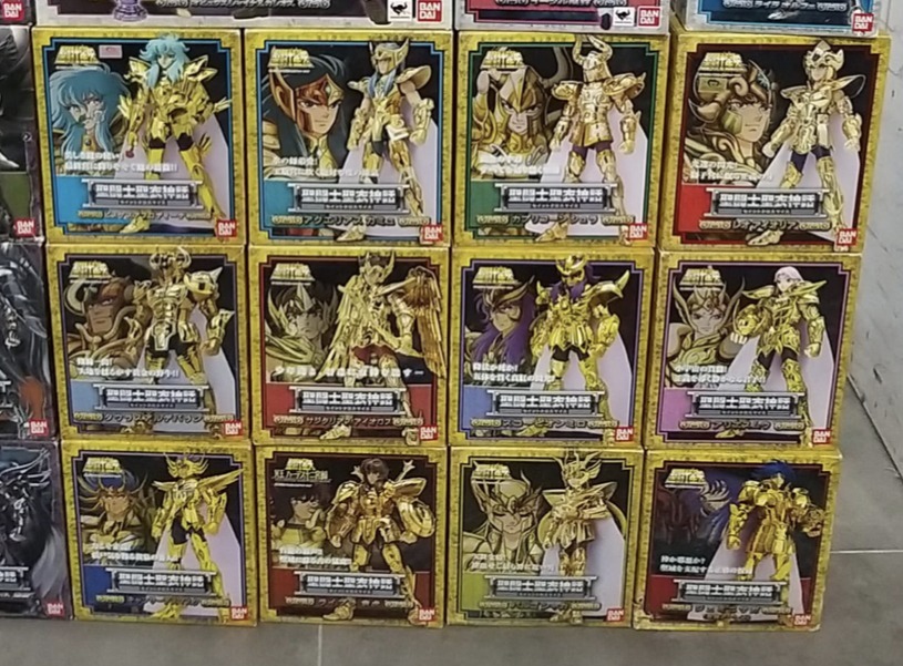 聖鬥士星矢 黃金 星矢  一套十二隻 （中古）