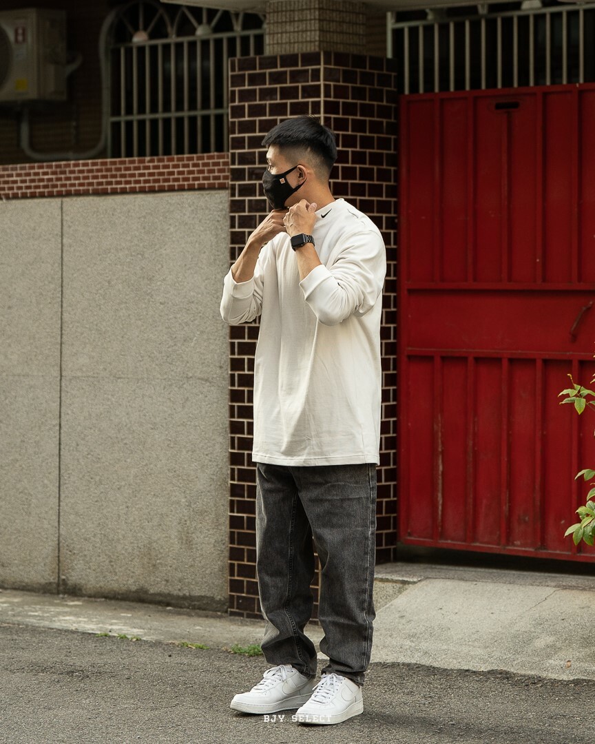 #現貨 NIKE SPORTSWEAR 微高領 領口刺繡LOGO 薄長TEE DX5869-010 黑 030 白 270 焦糖棕