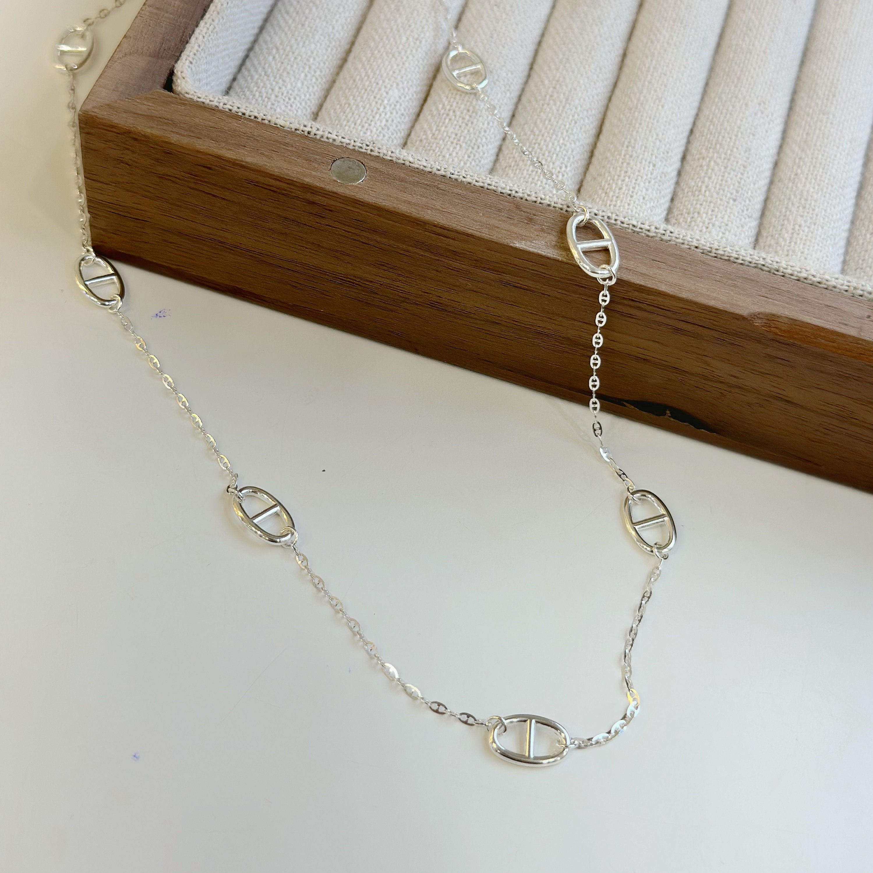 微光．切割豬鼻純銀鎖骨鏈