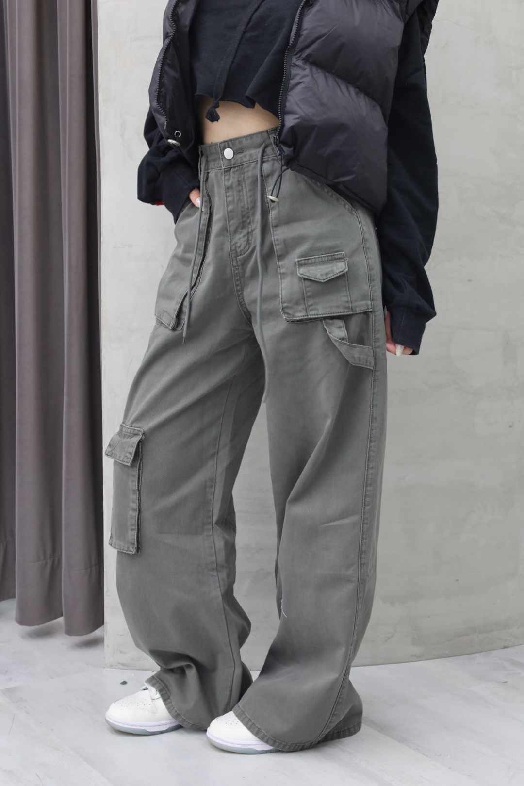工裝風低腰抽繩牛仔寬褲