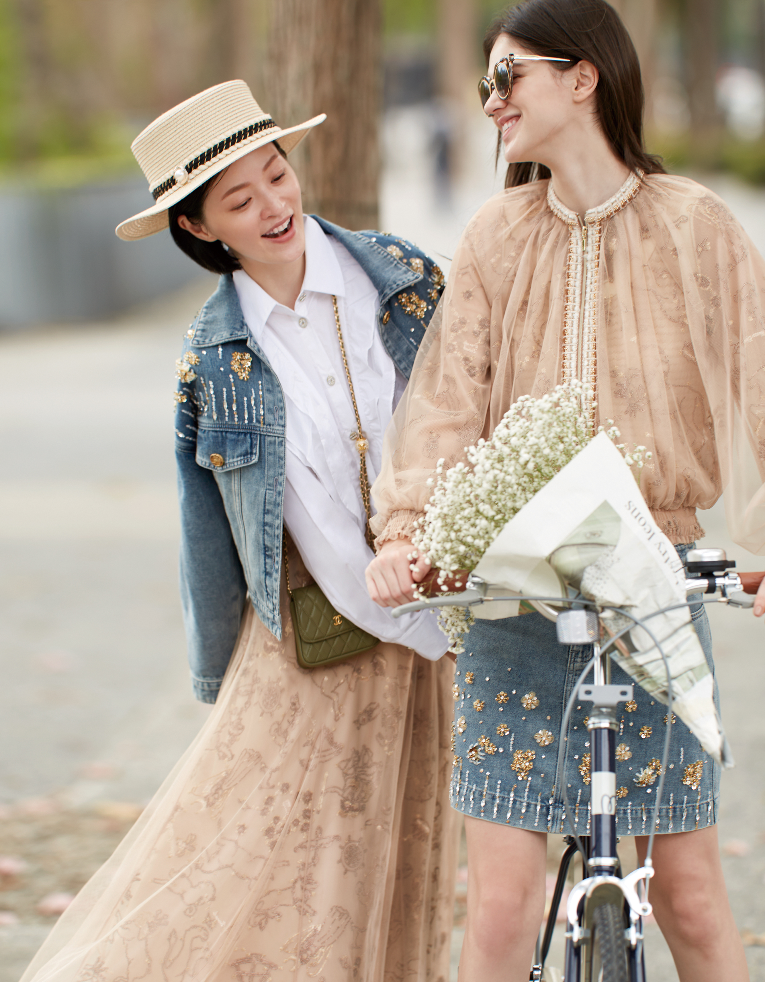 BC15026D1 金色洞穴壁畫外套