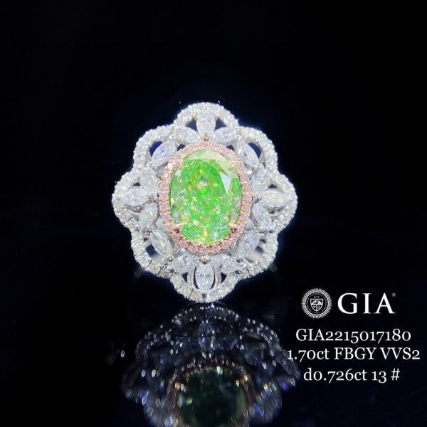 GIA 1.70克拉綠鑽多戴款 18K女戒
