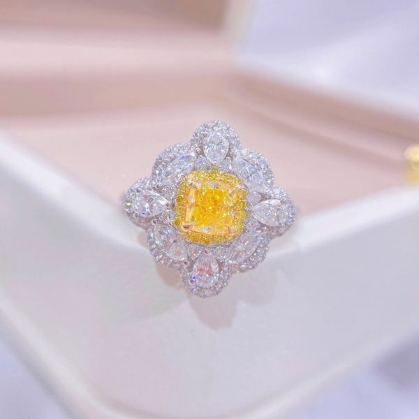 GIA 黃鑽三臂女戒