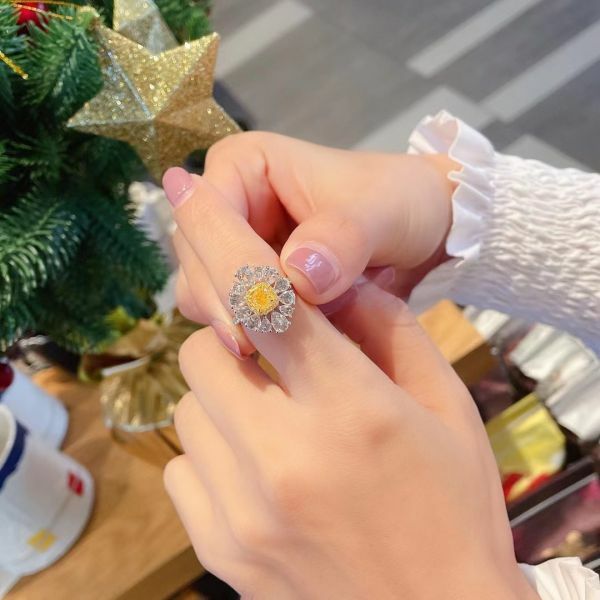 GIA 黃鑽玫瑰白水滴女戒