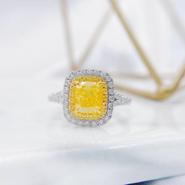 黃鑽枕型Y臂女戒