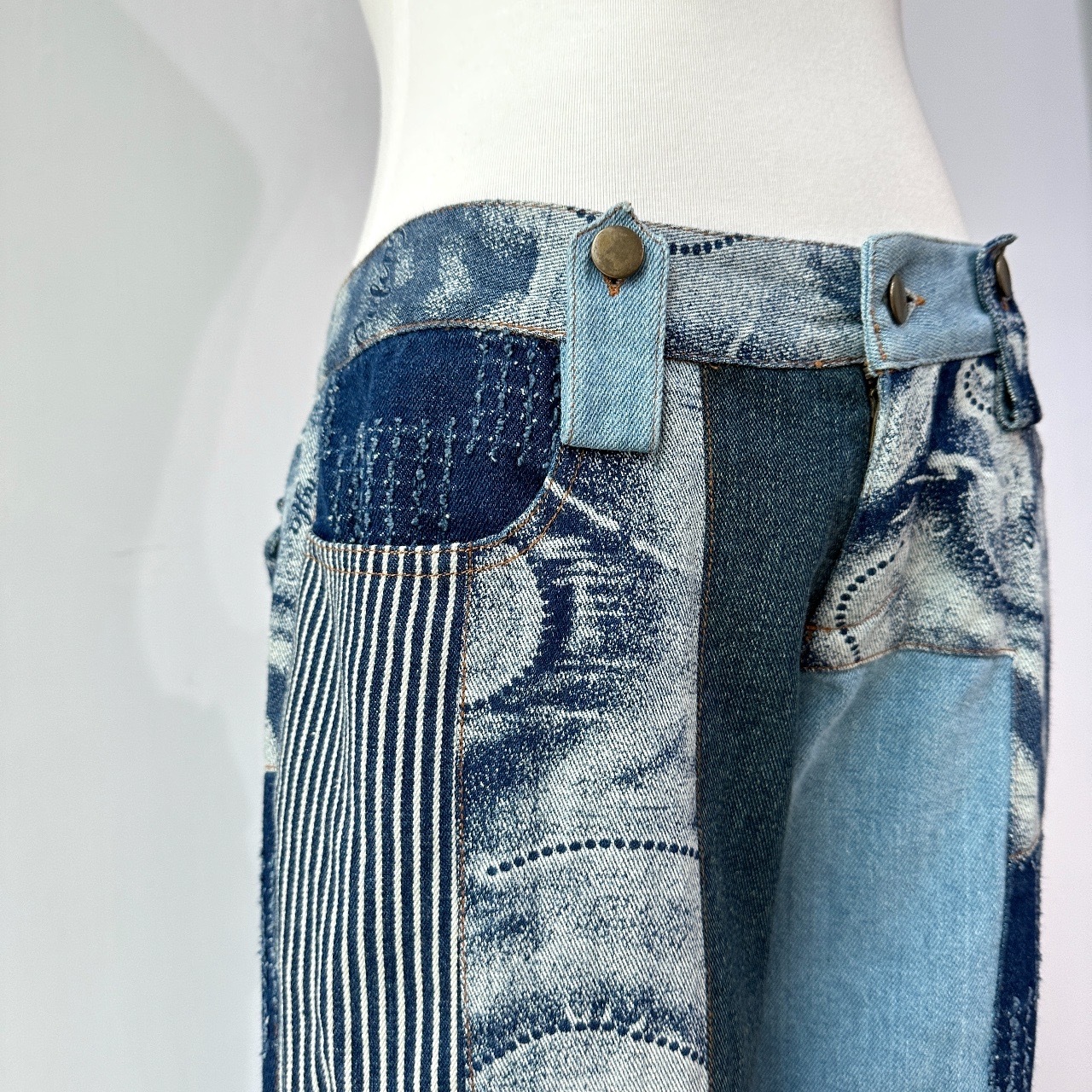 香港製拼布感修身牛仔褲