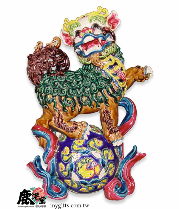 鹿港窯禮品館│台灣國寶交趾陶-小獅尊-居家開運