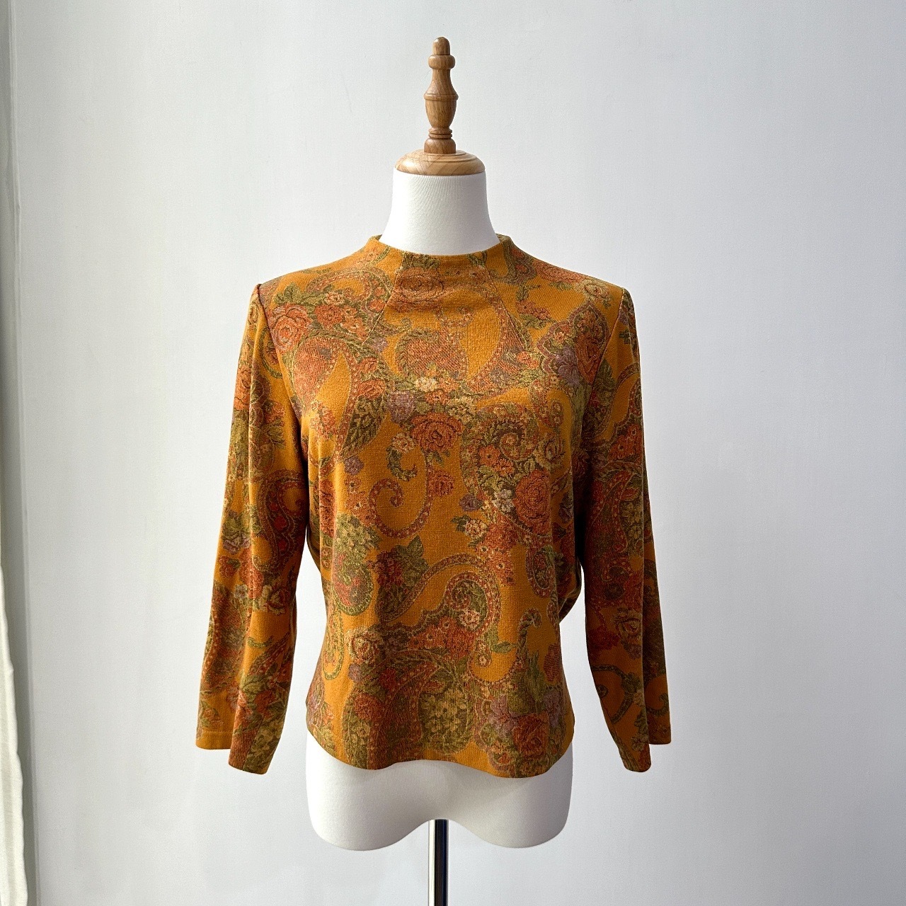 古典感暗橙腰果花長袖上衣