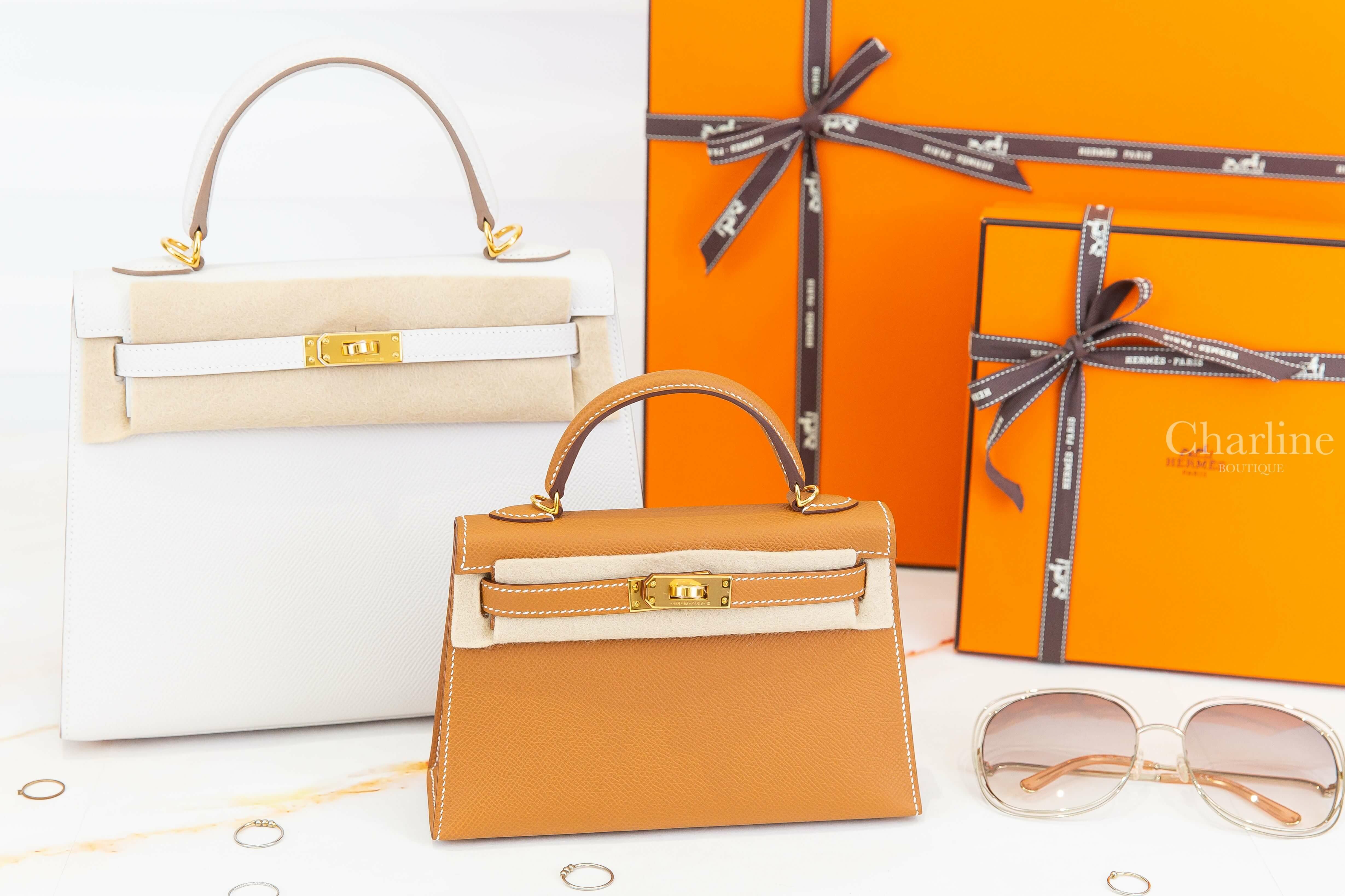 Hermès Kelly 25cm M4 Gris Pale Epsom B刻奶灰色金釦凱莉包,Hermès Mini Kelly II 37 Gold Epsom U刻焦糖色金釦迷你凱莉包-Charline Boutique 精品代購