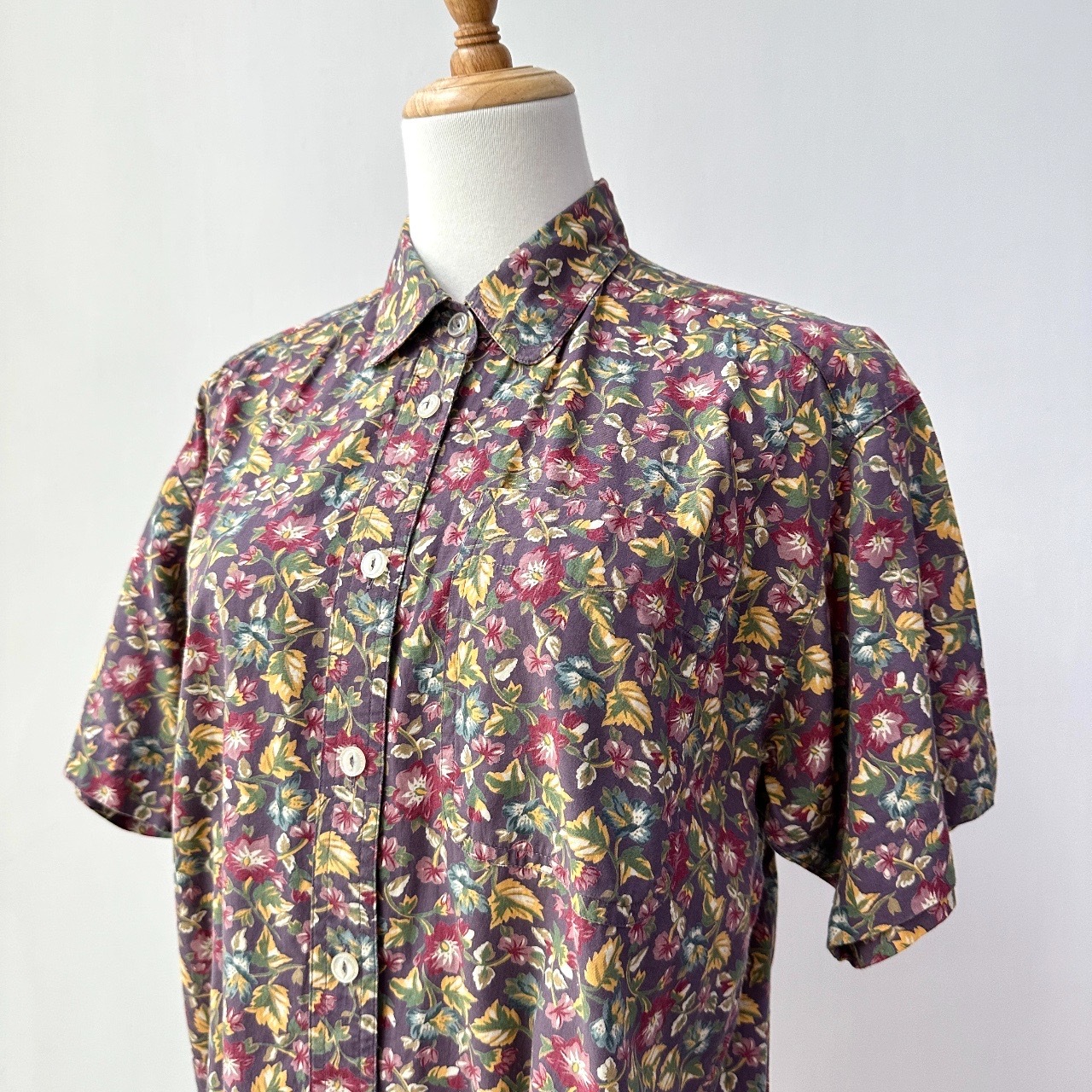 薰衣草紫花蔓短袖上衣