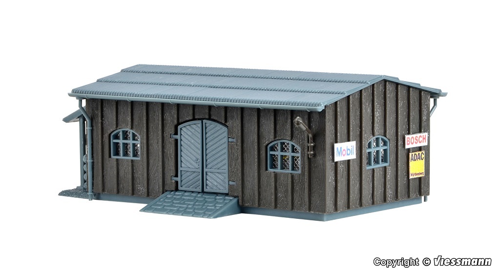 Vollmer 47555 N scale Service shop, kit.