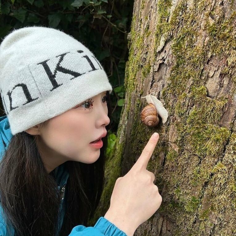 PRE-ORDER) MATIN KIM LOGO JACQUARD SHORT BEANIE