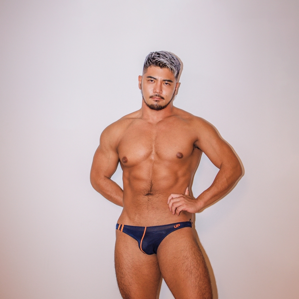 Mesh UP Sport 低腰三角內褲 極透黑/螢光橙