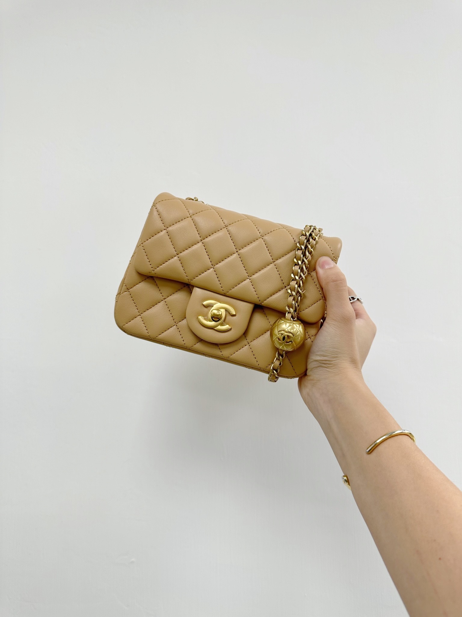 Chanel Classic Mini Flap Bag 17cm 金球 (AS1786)