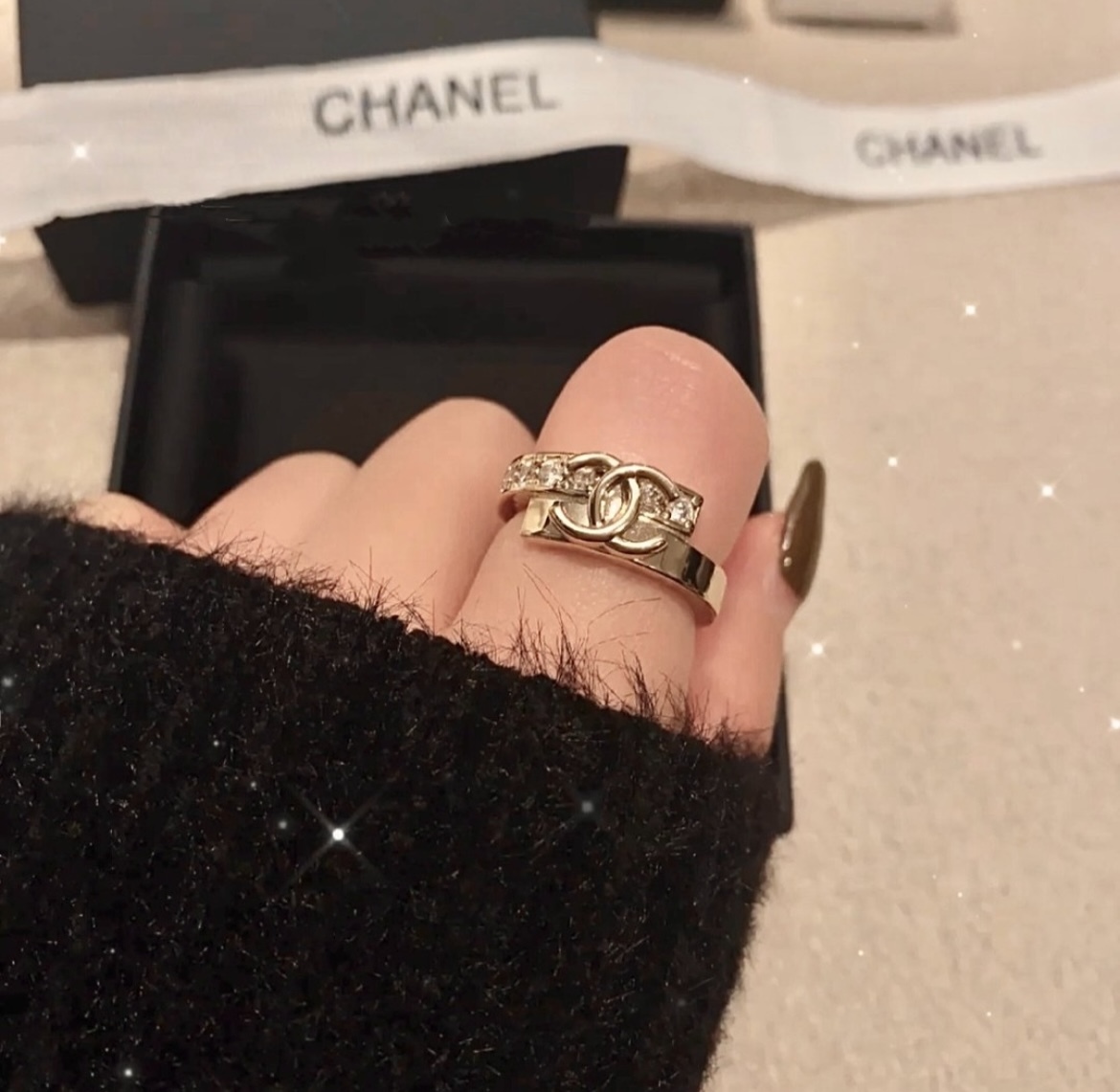 香奶奶22 完美雙面雙chanel翻玩鑽戒