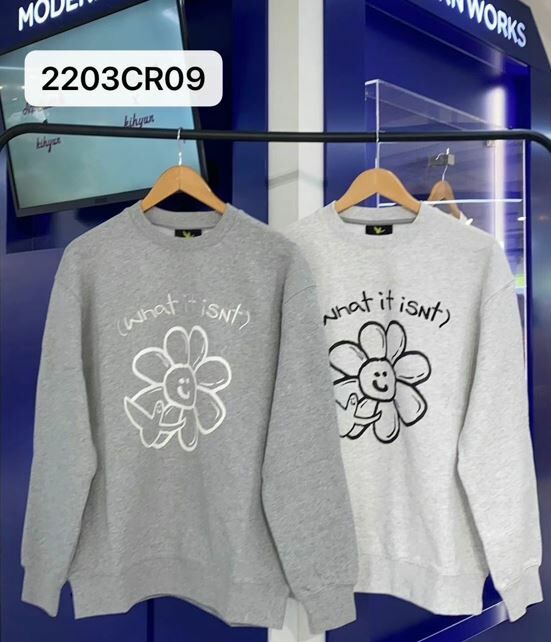 Mark Gonzale 大花朵大學T