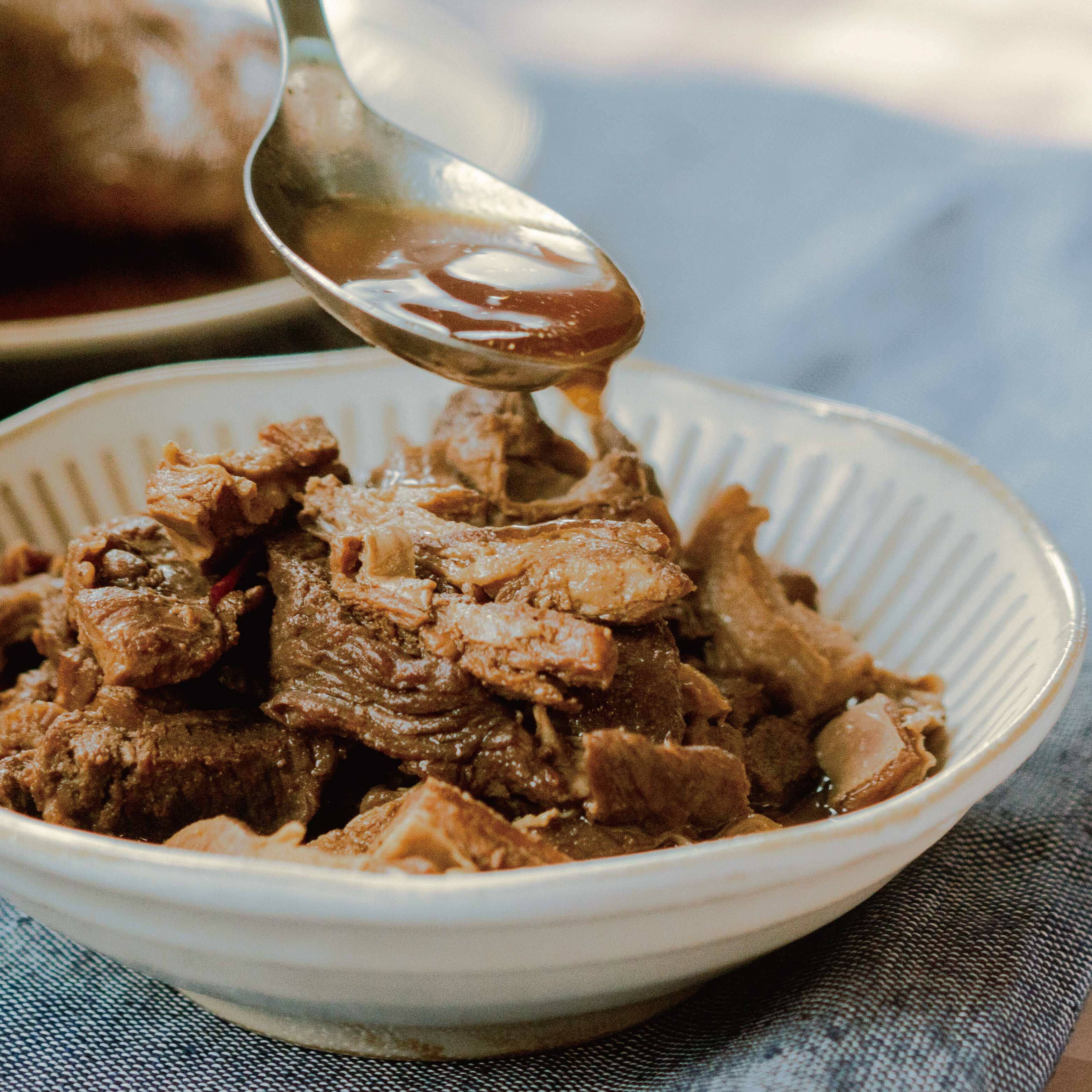 饗念紅燒羊肉火鍋湯底+巨無霸帶骨羊膝組合包／組