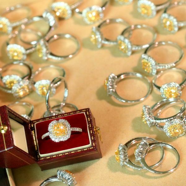 一克拉主石戒指