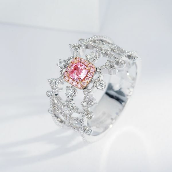 GIA復古露珠鏤空垫形粉鑽戒指