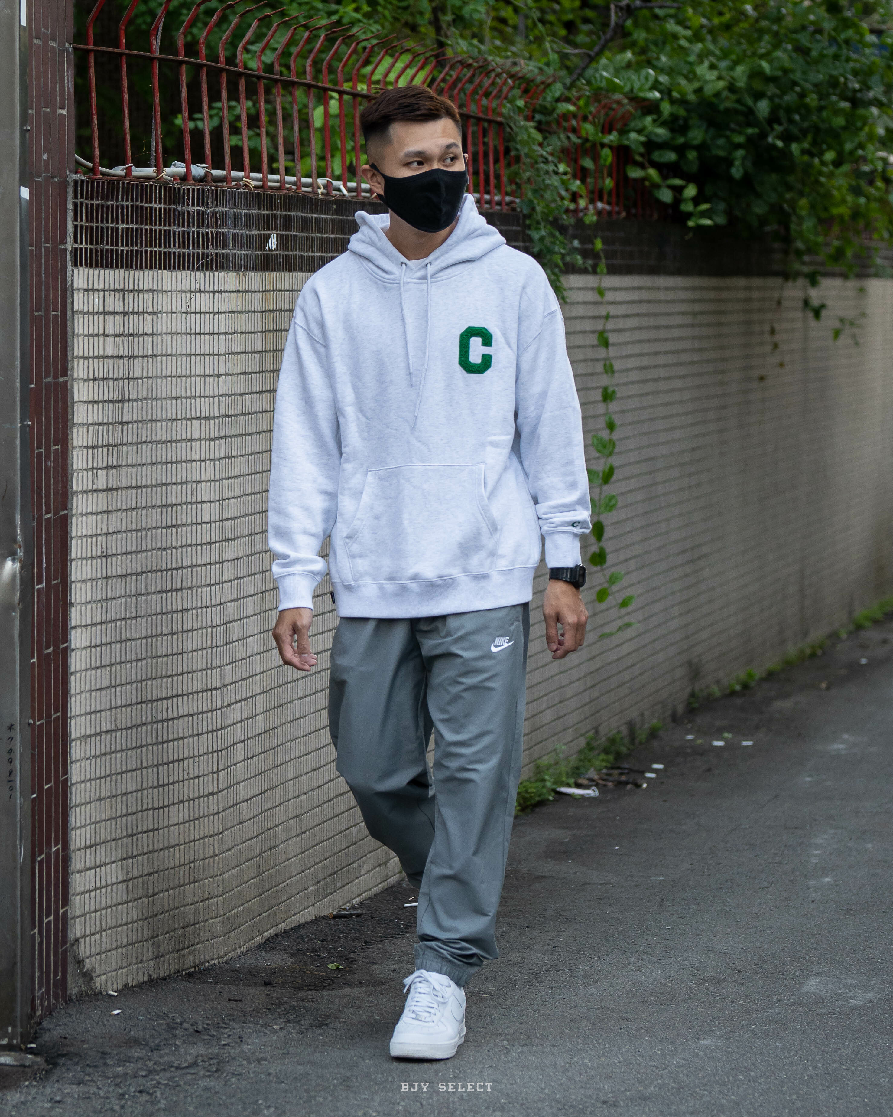 #現貨 NIKE Sportswear 刺繡小勾 運動抽繩 縮口長褲 DD5311-084 灰